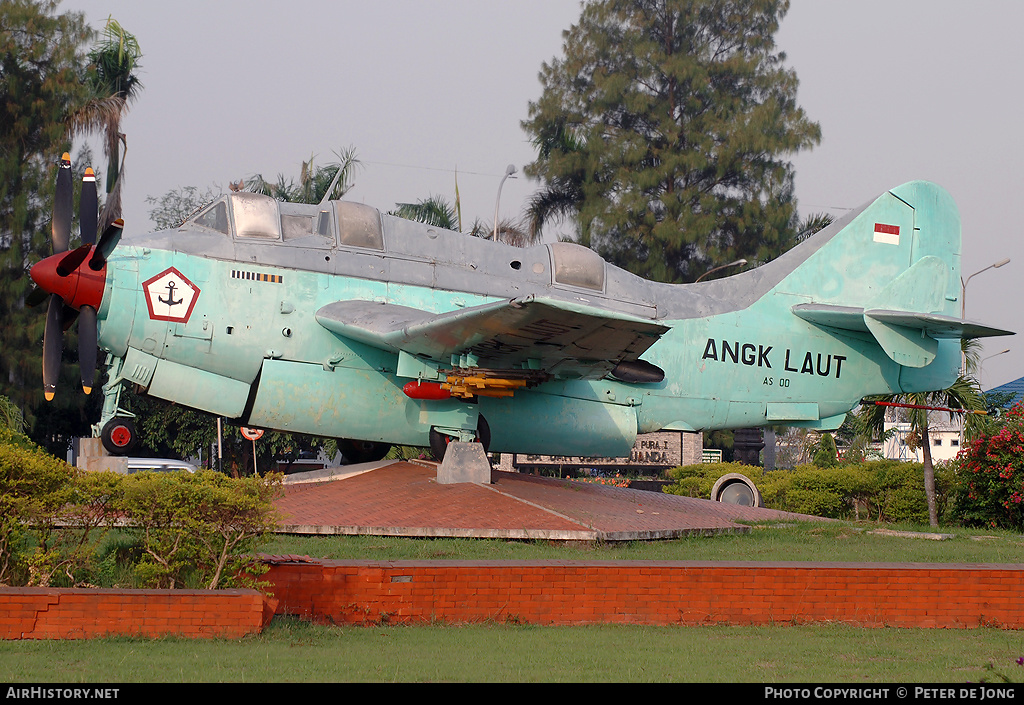 Aircraft Photo of AS-00 | Fairey Gannet AS.4 | Indonesia - Navy | AirHistory.net #48047