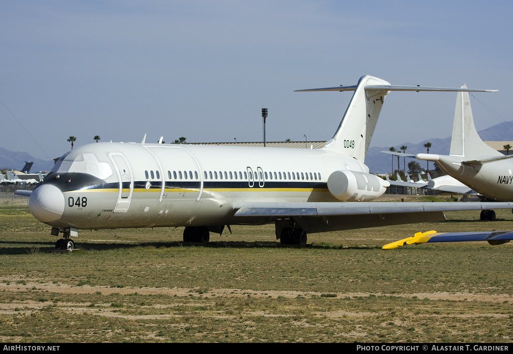 Aircraft Photo of 160048 | McDonnell Douglas C-9B Skytrain II (DC-9-32CF) | USA - Navy | AirHistory.net #48100