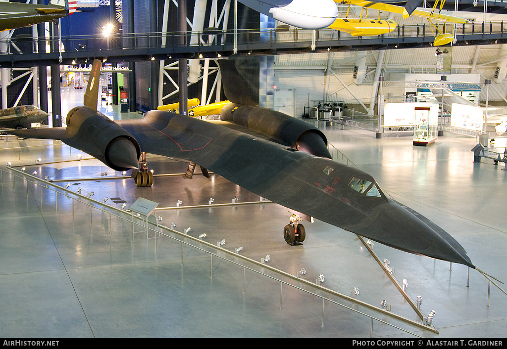 Aircraft Photo of 61-7972 | Lockheed SR-71A Blackbird | USA - Air Force | AirHistory.net #48103