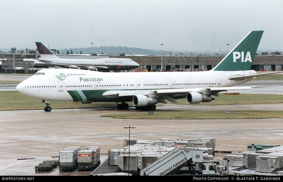 Aircraft Photo of AP-AYW | Boeing 747-282B | Pakistan International Airlines - PIA | AirHistory.net #48145