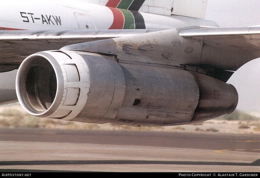 Aircraft Photo of ST-AKW | Boeing 707-330C | AZZA Air Transport | AirHistory.net #48341