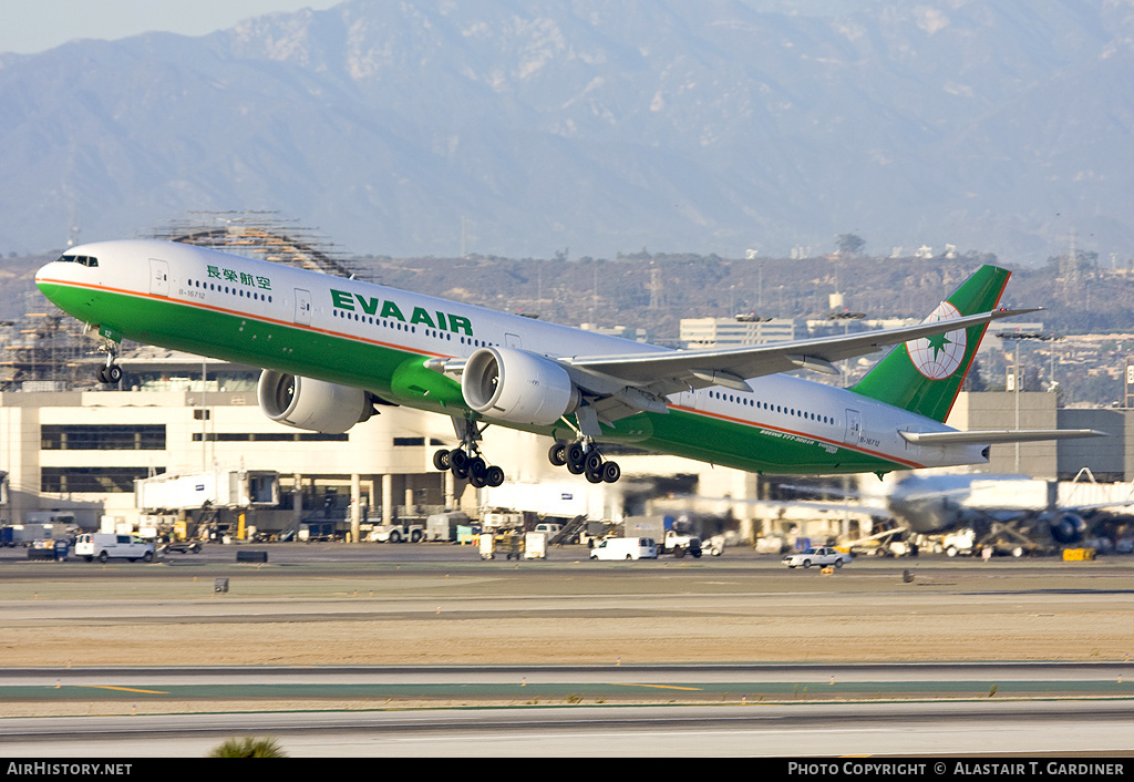 Aircraft Photo of B-16712 | Boeing 777-35E/ER | EVA Air | AirHistory.net #48457