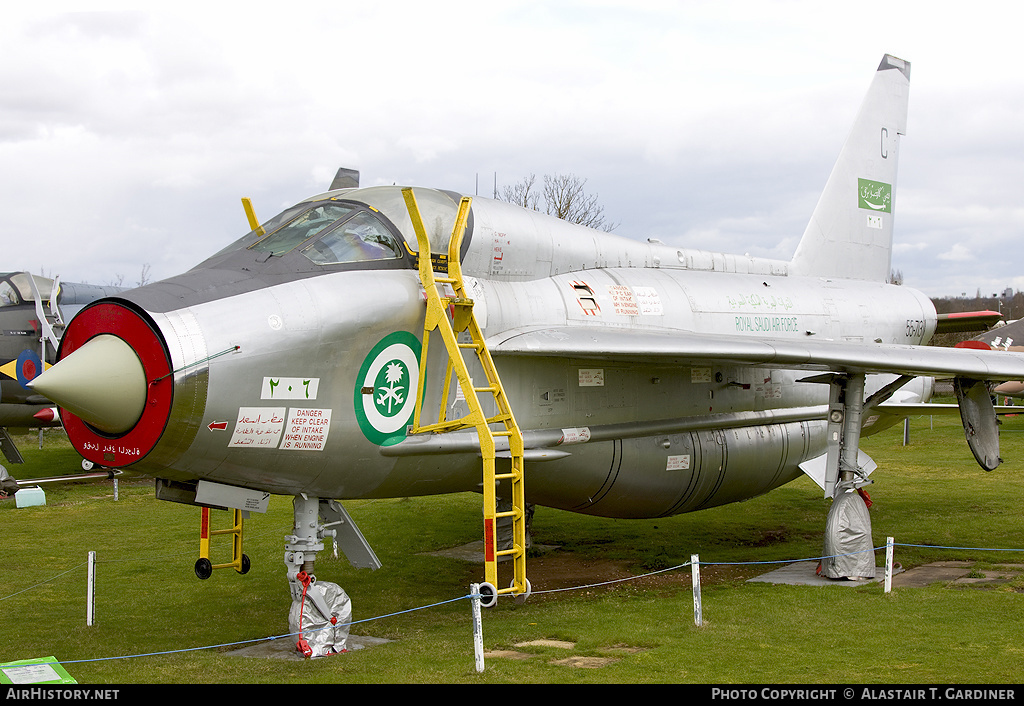 Aircraft Photo of 206 / ٢٠٦ | English Electric Lightning T55 | Saudi Arabia - Air Force | AirHistory.net #48472