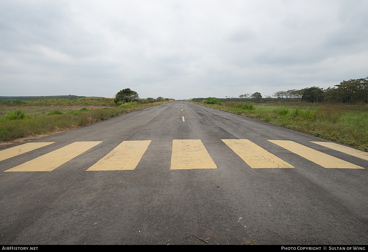 Airport photo of La Estrella (SESO) in Ecuador | AirHistory.net #48482