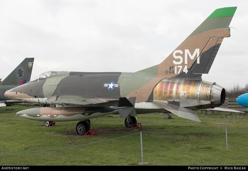 Aircraft Photo of 54-2174 / AF0-54-174 | North American F-100D Super Sabre | USA - Air Force | AirHistory.net #48553