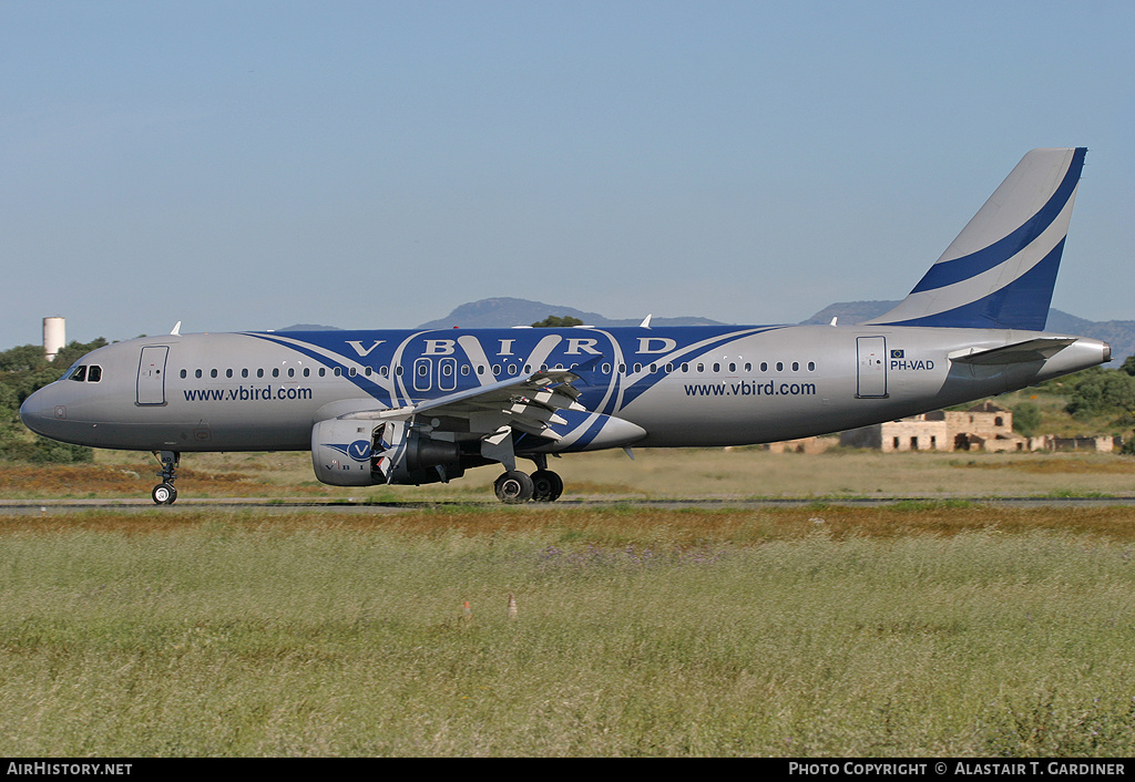 Aircraft Photo of PH-VAD | Airbus A320-212 | V Bird | AirHistory.net #48612