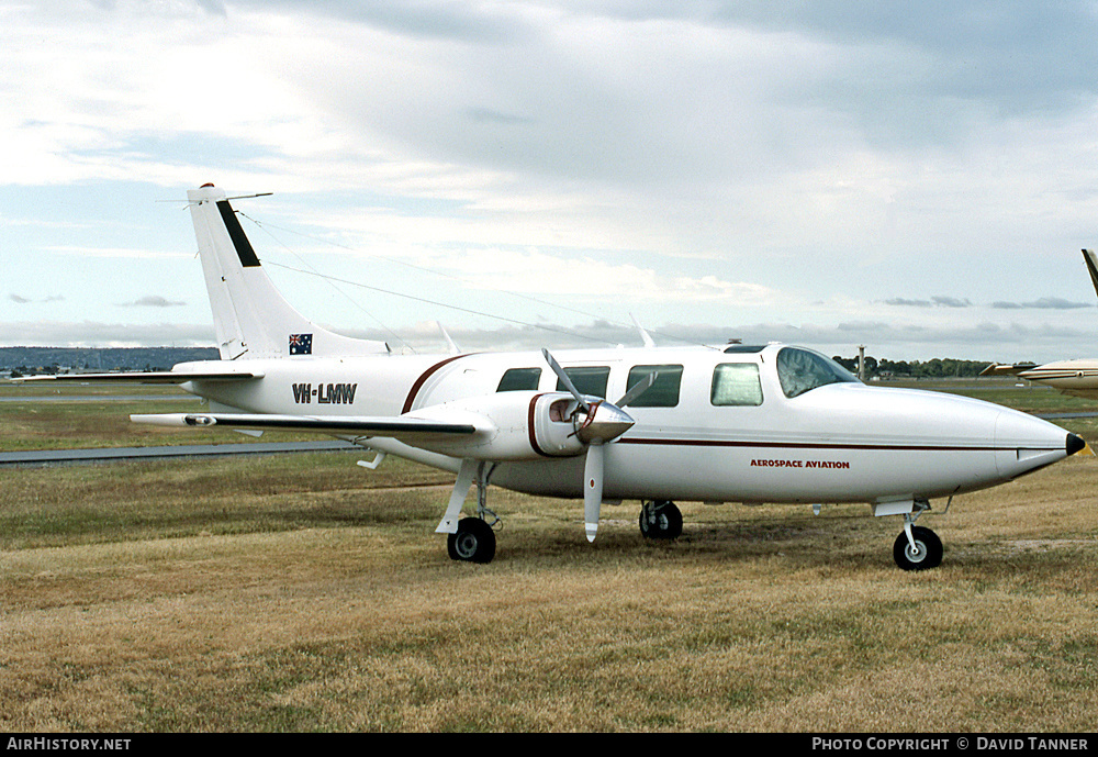 Aircraft Photo of VH-LMW | Piper Aerostar 600A | Aerospace Aviation | AirHistory.net #48615