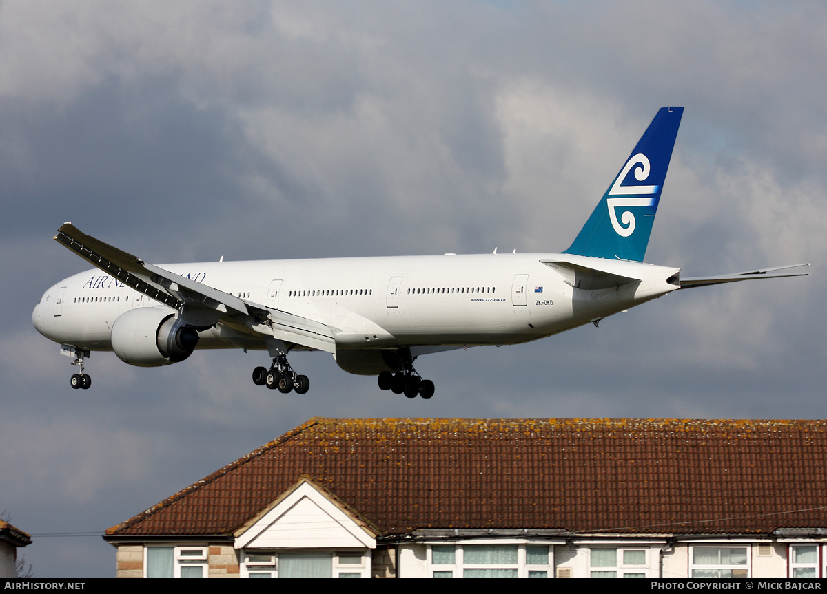 Aircraft Photo of ZK-OKO | Boeing 777-319/ER | Air New Zealand | AirHistory.net #48664