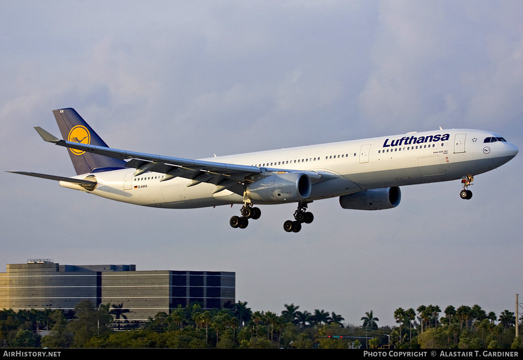 Aircraft Photo of D-AIKK | Airbus A330-343 | Lufthansa | AirHistory.net #48791
