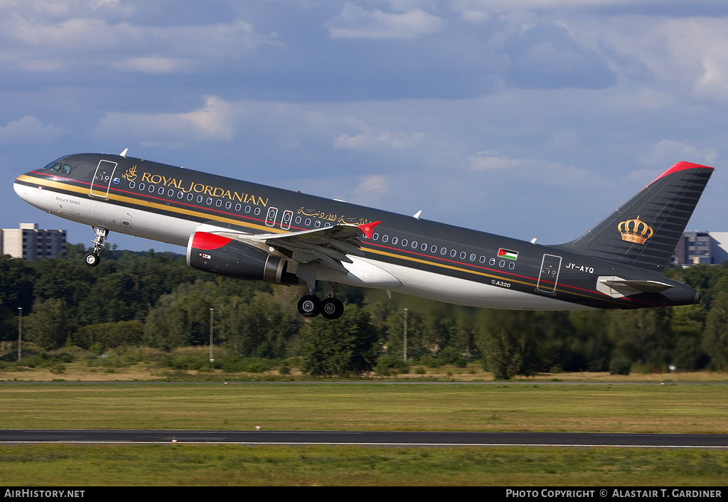 Aircraft Photo of JY-AYQ | Airbus A320-232 | Royal Jordanian Airlines | AirHistory.net #48949