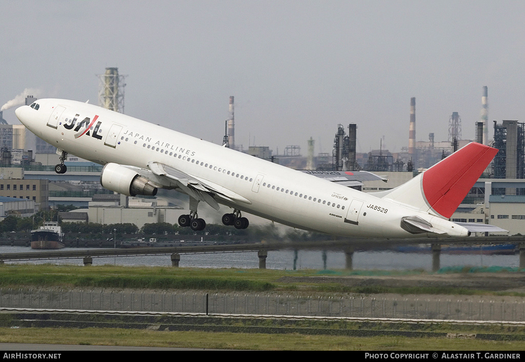 Aircraft Photo of JA8529 | Airbus A300B4-622R | Japan Airlines - JAL | AirHistory.net #48953