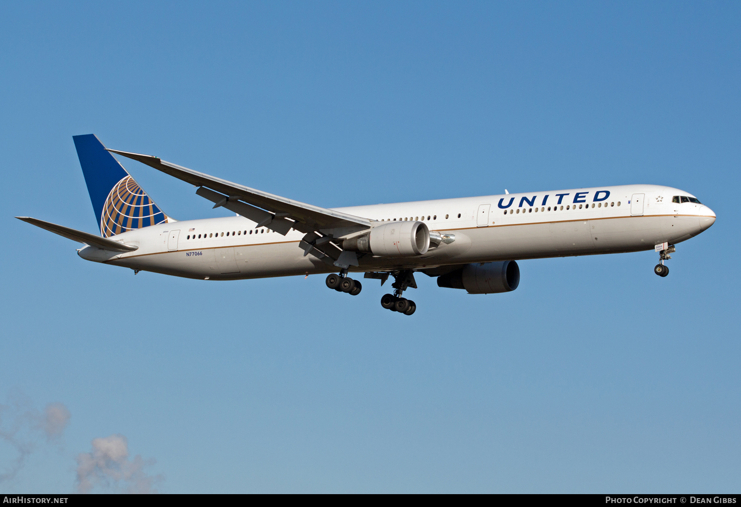 Aircraft Photo of N77066 | Boeing 767-424/ER | United Airlines | AirHistory.net #49039