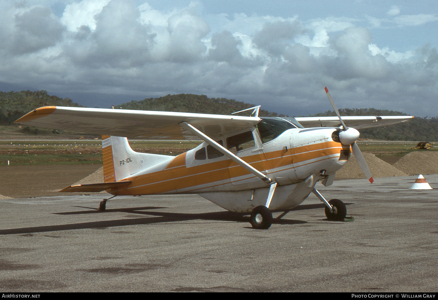 Aircraft Photo of P2-IDL | Cessna 185C Skywagon | AirHistory.net #49076