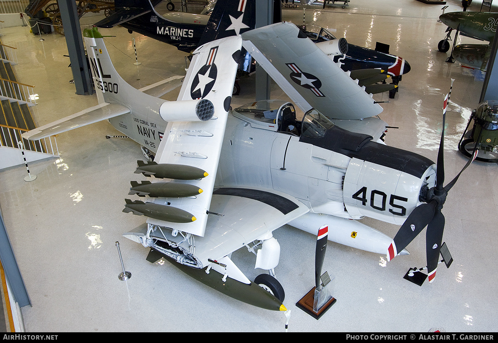 Aircraft Photo of 135300 | Douglas A-1H Skyraider (AD-6) | USA - Navy | AirHistory.net #49089