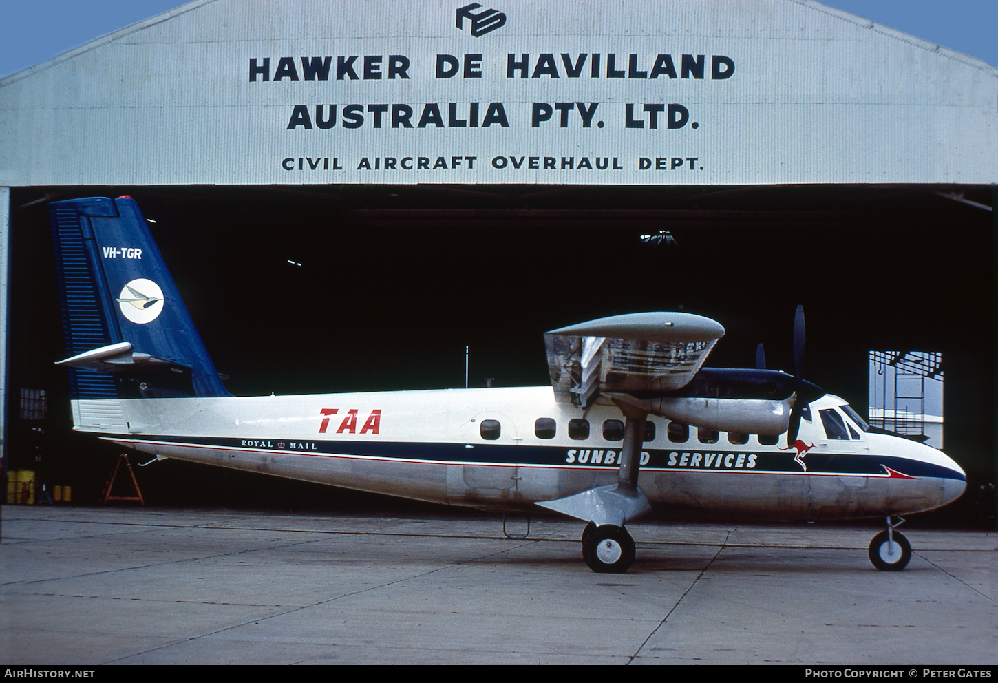 Aircraft Photo of VH-TGR | De Havilland Canada DHC-6-100 Twin Otter | TAA Sunbird Services | AirHistory.net #49096