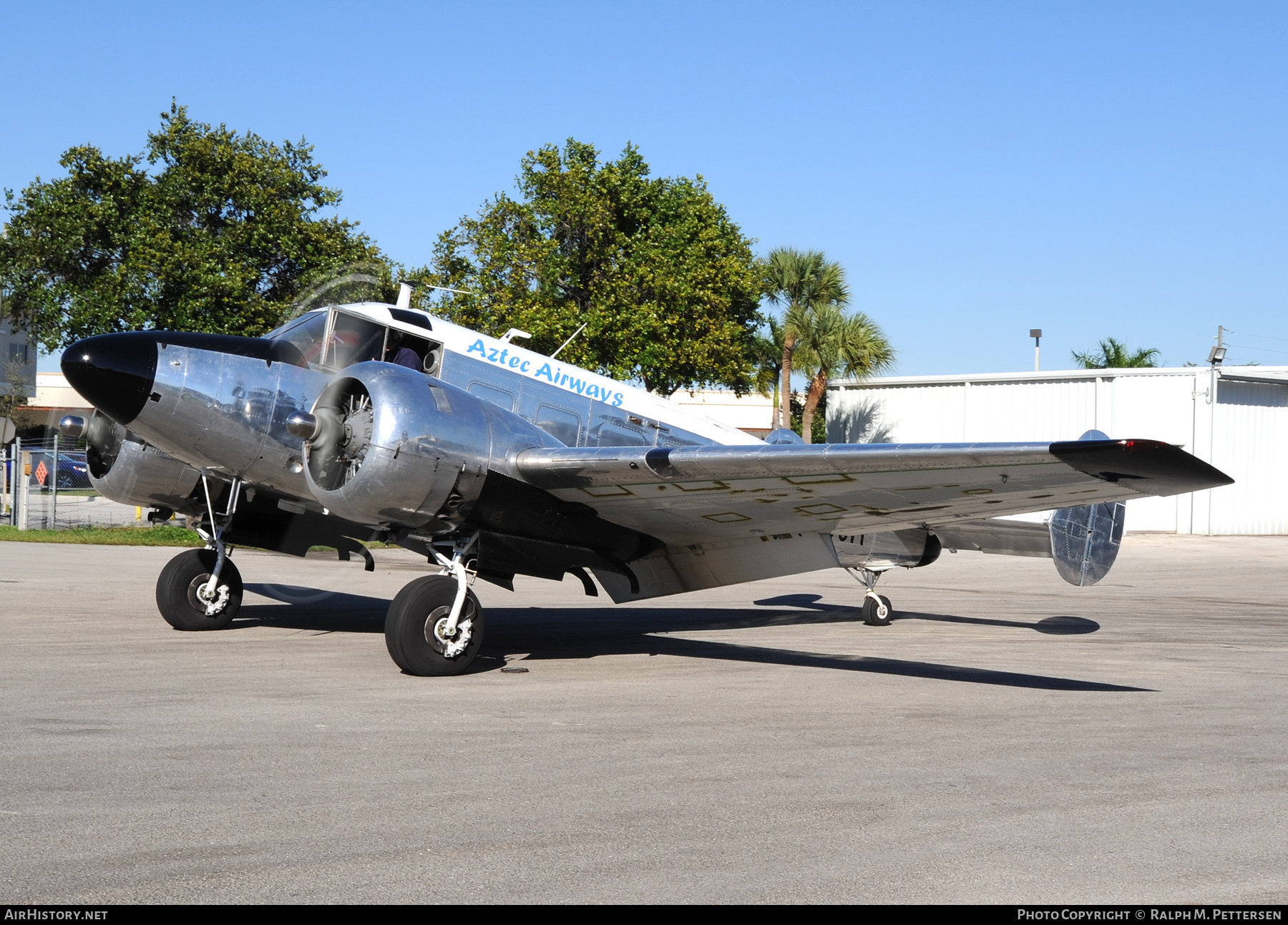 Aircraft Photo of N9690R | Beech G18S | Aztec Airways | AirHistory.net #49191