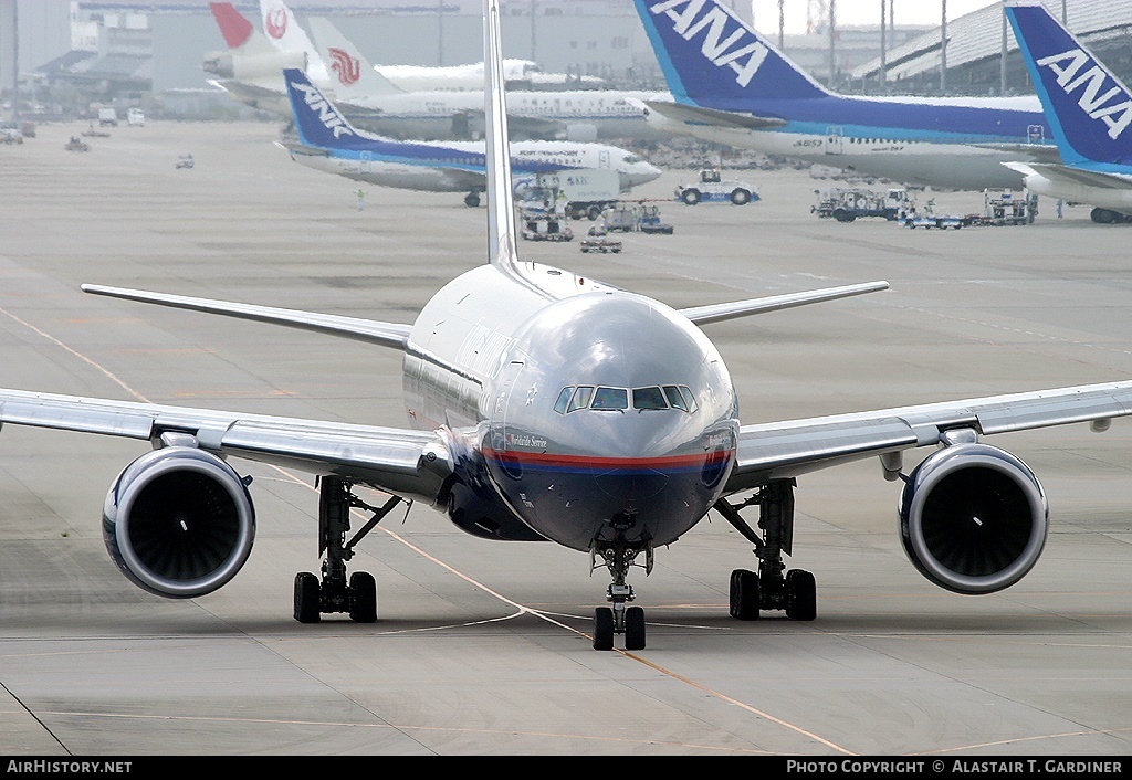 Aircraft Photo of N217UA | Boeing 777-222/ER | United Airlines | AirHistory.net #49209