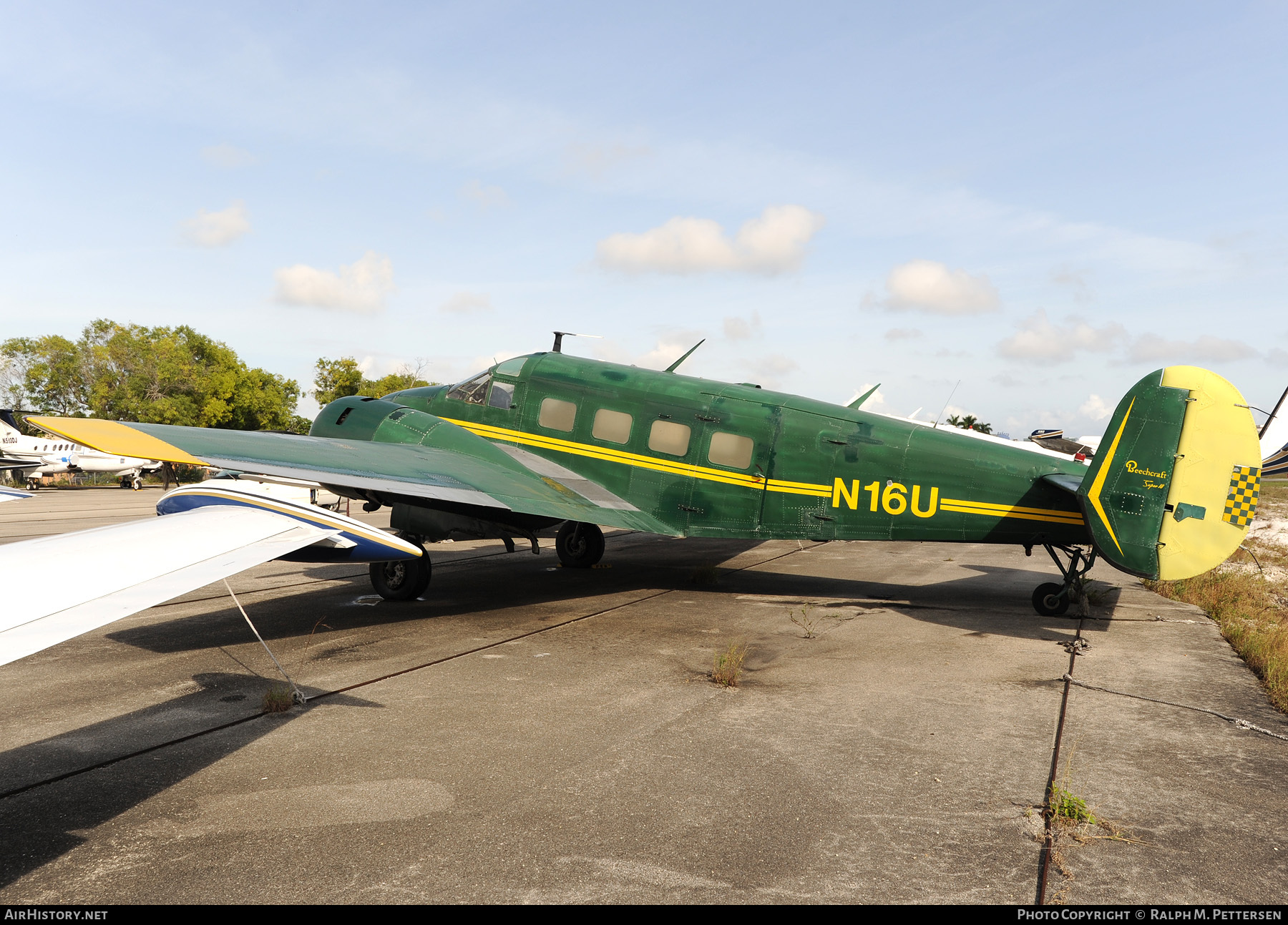 Aircraft Photo of N16U | Beech E18S | AirHistory.net #49221