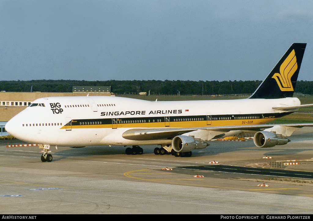 Aircraft Photo of 9V-SKM | Boeing 747-312M | Singapore Airlines | AirHistory.net #49271