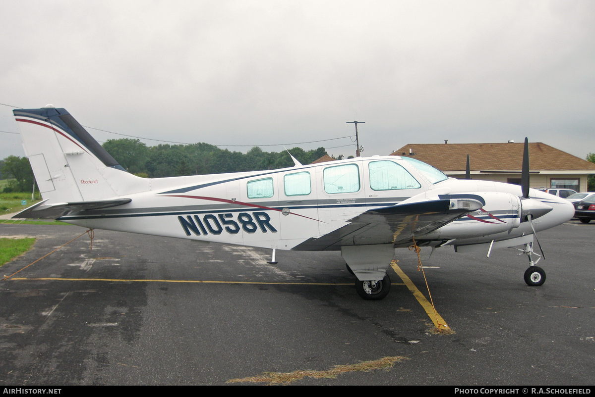 Aircraft Photo of N1058R | Beech 58 Baron | AirHistory.net #49320