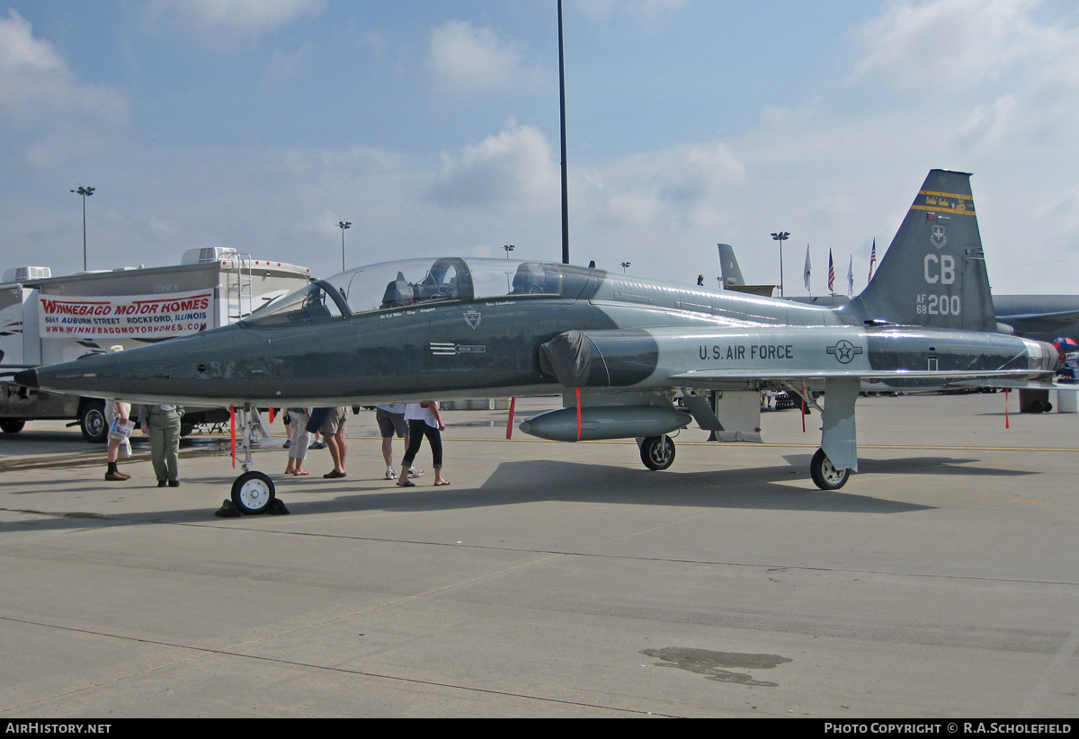 Aircraft Photo of 68-8200 / AF68-200 | Northrop T-38C Talon | USA - Air Force | AirHistory.net #49353