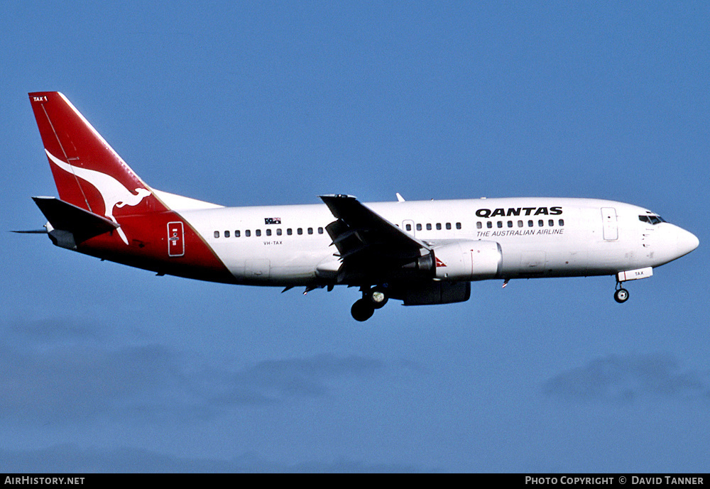 Aircraft Photo of VH-TAX | Boeing 737-376 | Qantas | AirHistory.net #49380