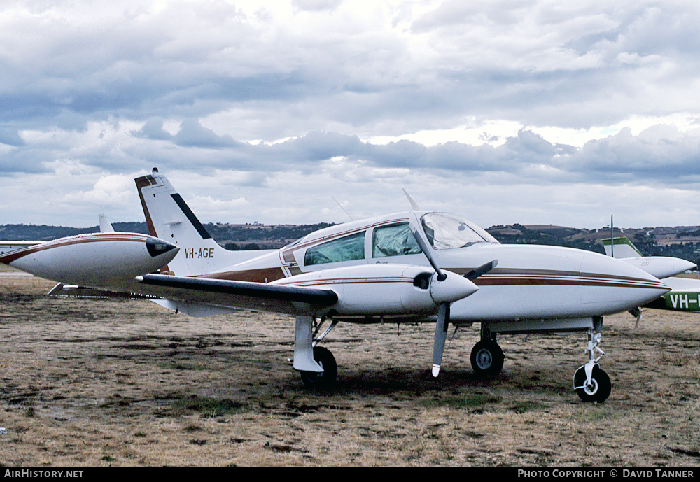 Aircraft Photo of VH-AGE | Cessna 310R | AirHistory.net #49486