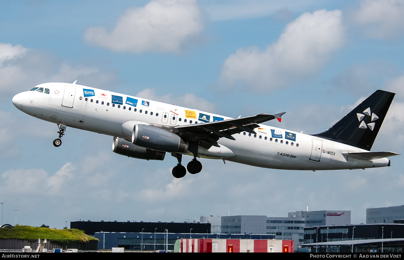 Aircraft Photo of G-MIDX | Airbus A320-232 | BMI - British Midland International | AirHistory.net #49491