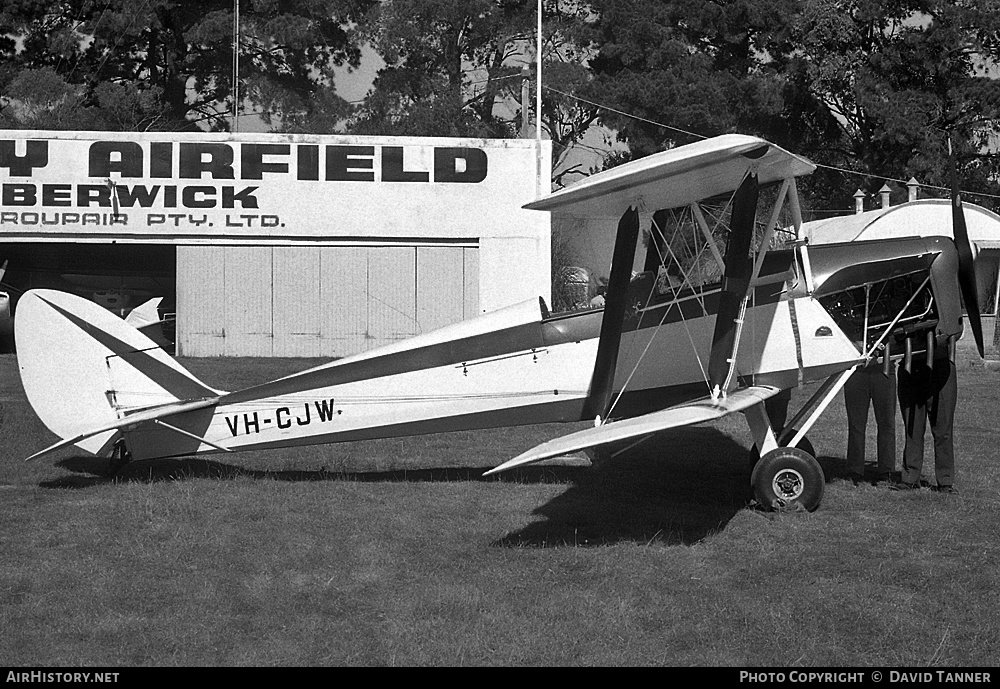 Aircraft Photo of VH-CJW | De Havilland D.H. 82A Tiger Moth | AirHistory.net #49555