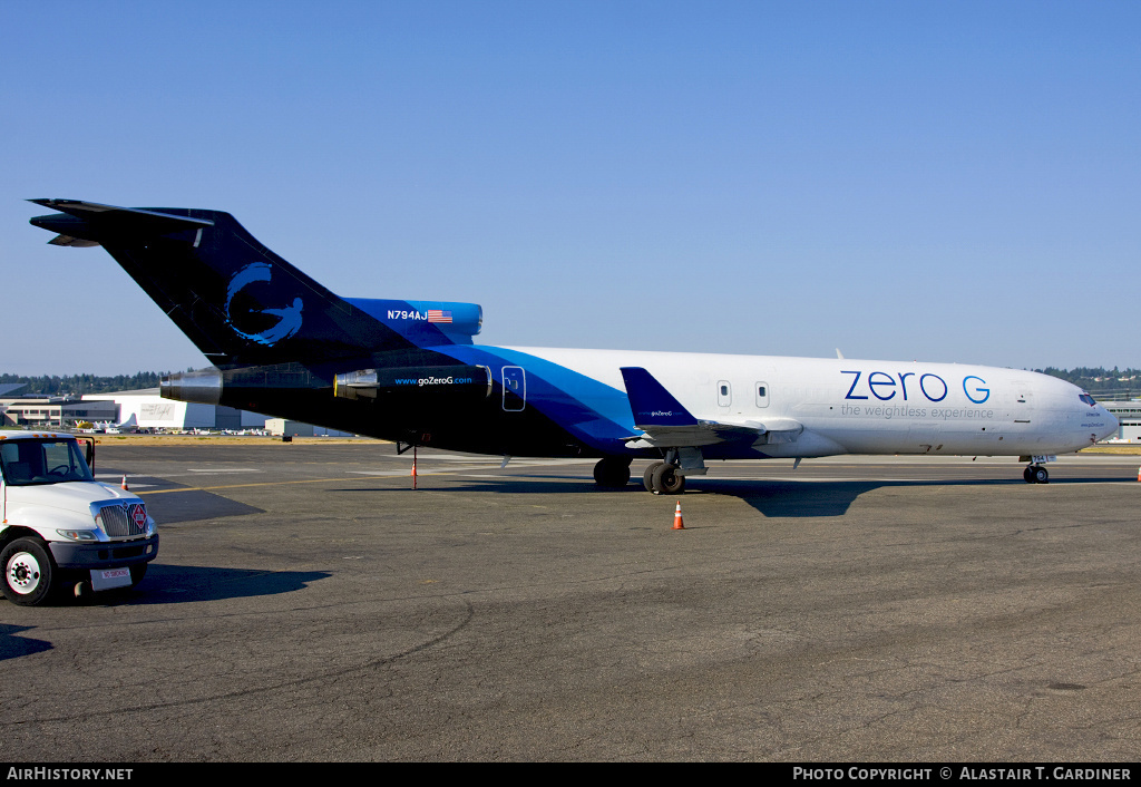 Aircraft Photo of N794AJ | Boeing 727-227/Adv(F) | Zero-G | AirHistory.net #49597