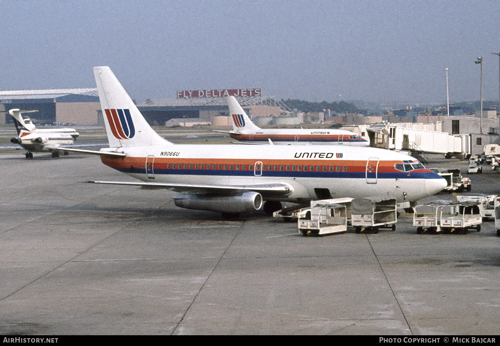 Aircraft Photo of N9066U | Boeing 737-222 | United Airlines | AirHistory.net #49652