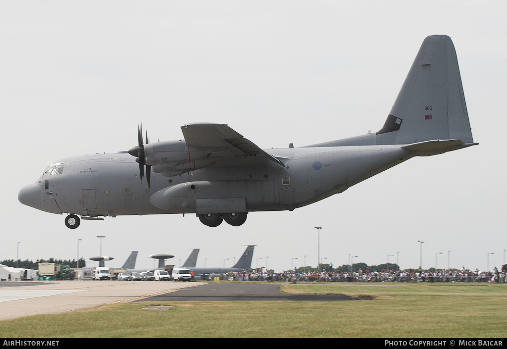 Aircraft Photo of ZH886 | Lockheed Martin C-130J Hercules C5 | UK - Air Force | AirHistory.net #49659
