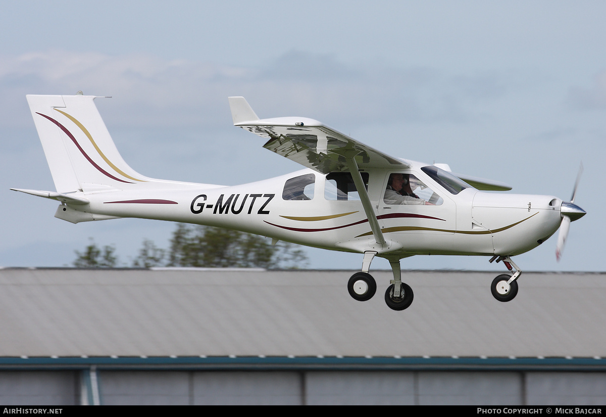 Aircraft Photo of G-MUTZ | Jabiru J400 | AirHistory.net #49756
