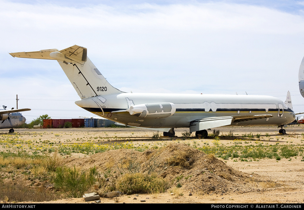 Aircraft Photo of 159120 | McDonnell Douglas C-9B Skytrain II (DC-9-32CF) | USA - Navy | AirHistory.net #49842
