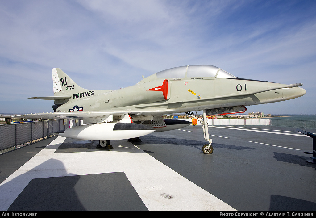 Aircraft Photo of 158722 / 8722 | McDonnell Douglas TA-4J Skyhawk | USA - Marines | AirHistory.net #49866