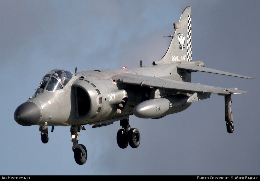 Aircraft Photo of ZH804 | British Aerospace Sea Harrier FA2 | UK - Navy | AirHistory.net #49992