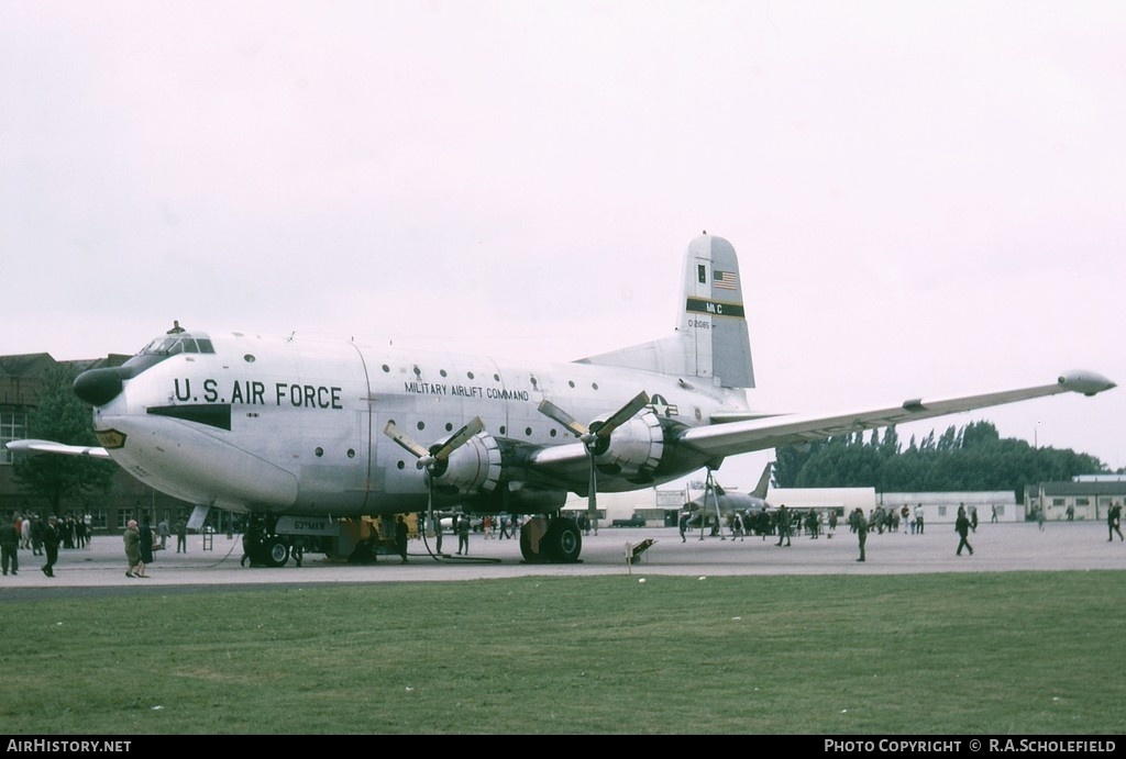 Aircraft Photo of 52-1085 / 0-21085 | Douglas C-124C Globemaster II | USA - Air Force | AirHistory.net #50008