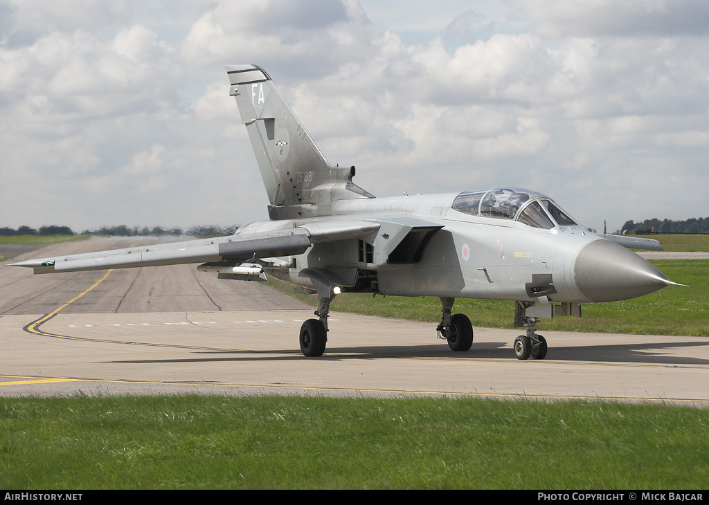 Aircraft Photo of ZE168 | Panavia Tornado F3 | UK - Air Force | AirHistory.net #50060