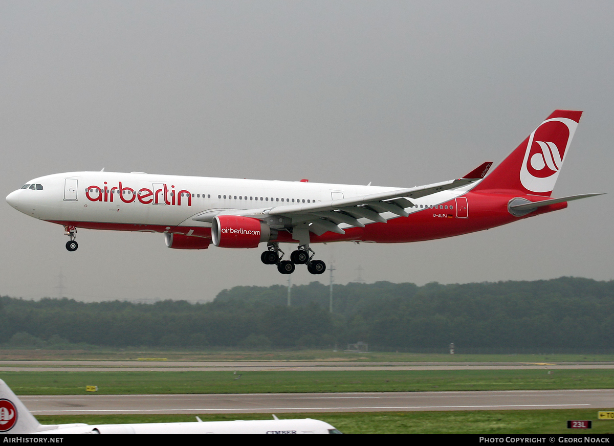 Aircraft Photo of D-ALPJ | Airbus A330-223 | Air Berlin | AirHistory.net #50223