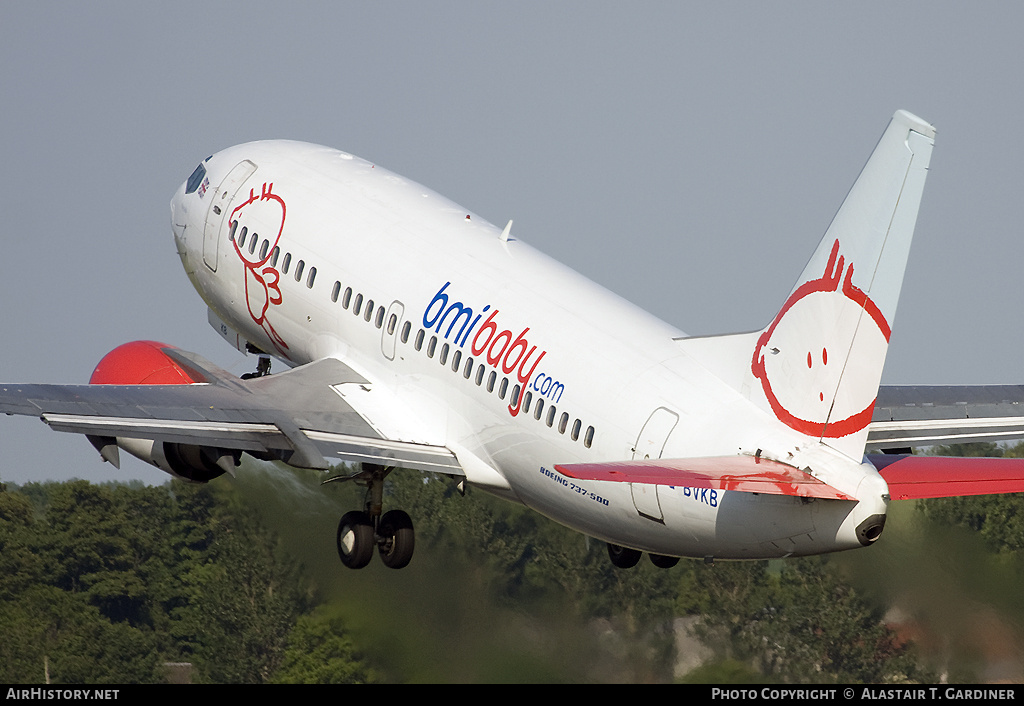 Aircraft Photo of G-BVKB | Boeing 737-59D | Bmibaby | AirHistory.net #50386