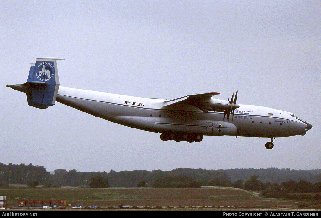 Aircraft Photo of UR-09307 | Antonov An-22A Antei | Antonov Design Bureau | AirHistory.net #50486