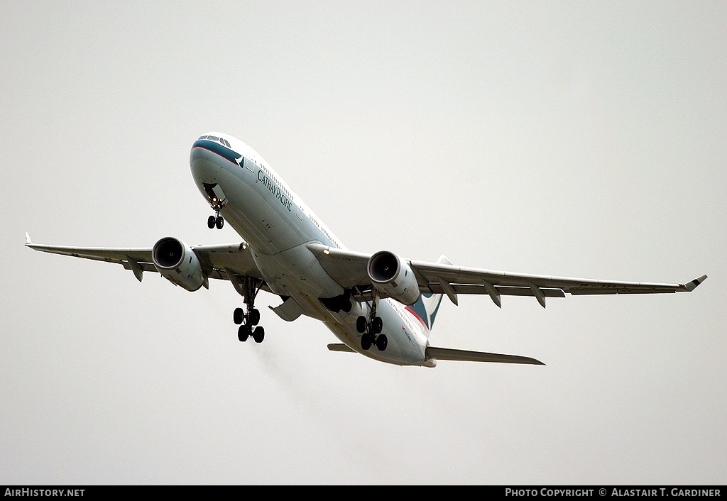 Aircraft Photo of B-HLL | Airbus A330-342 | Cathay Pacific Airways | AirHistory.net #50561