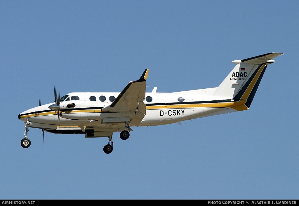 Aircraft Photo of D-CSKY | Beech Super King Air 350 (B300) | ADAC Luftrettung | AirHistory.net #50609