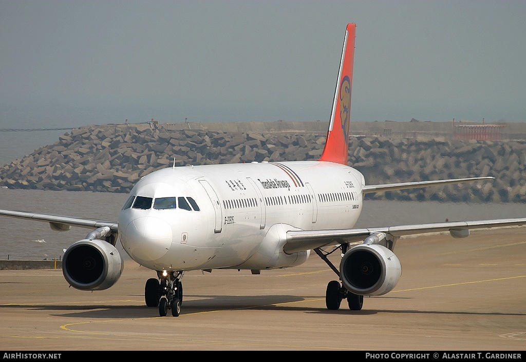 Aircraft Photo of B-22605 | Airbus A321-131 | TransAsia Airways | AirHistory.net #50814