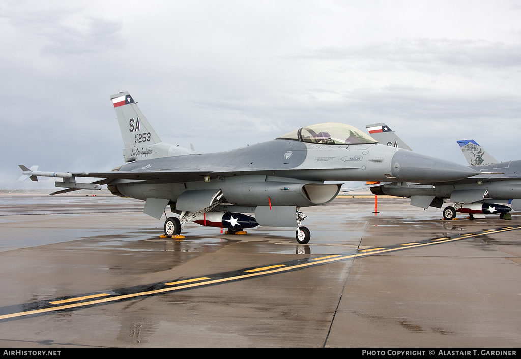 Aircraft Photo of 87-0253 / AF87-253 | General Dynamics F-16C Fighting Falcon | USA - Air Force | AirHistory.net #50966