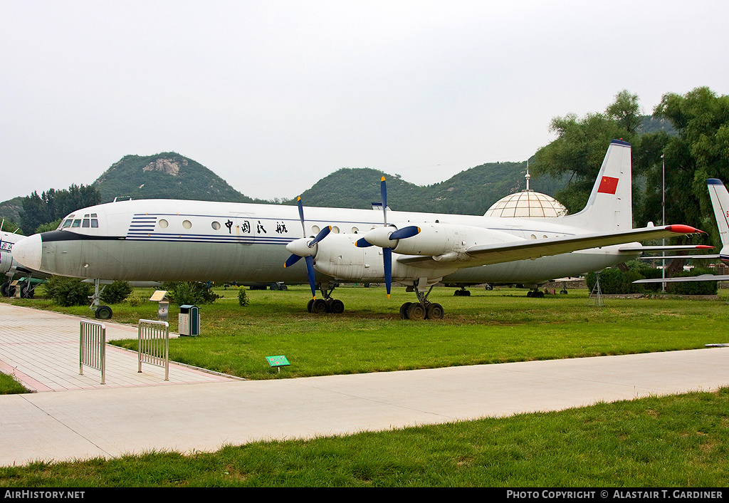 Aircraft Photo of 208 | Ilyushin Il-18D | CAAC - Civil Aviation Administration of China | AirHistory.net #51232
