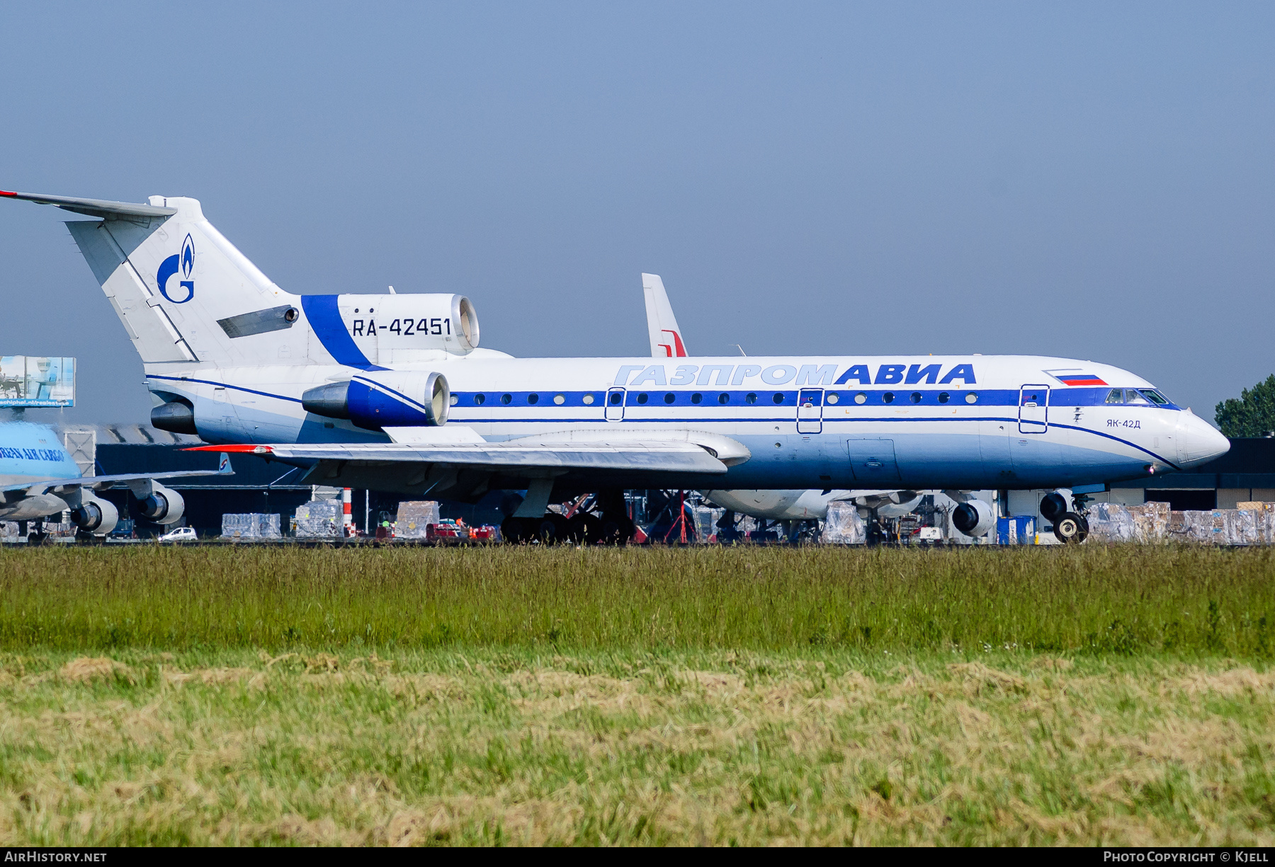 Aircraft Photo of RA-42451 | Yakovlev Yak-42D | Gazpromavia | AirHistory.net #51304