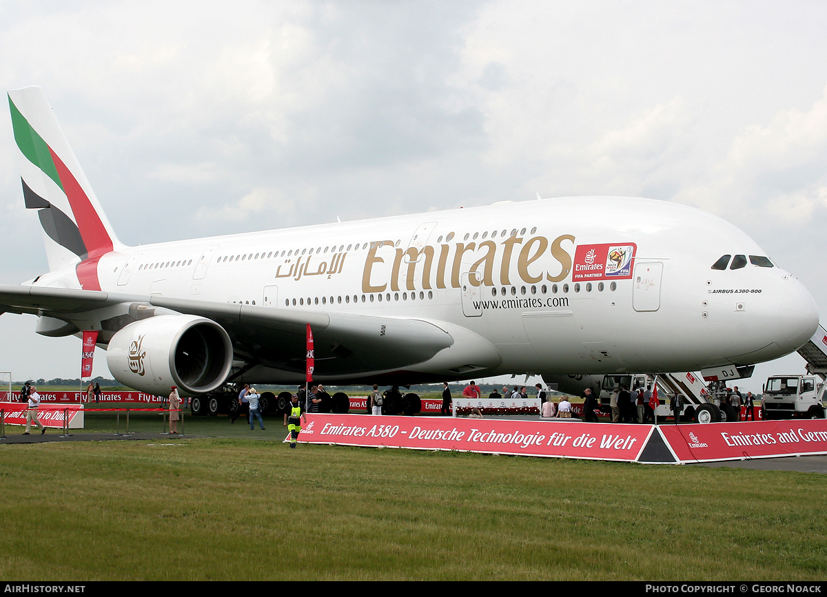 Aircraft Photo of A6-EDJ | Airbus A380-861 | Emirates | AirHistory.net #51401