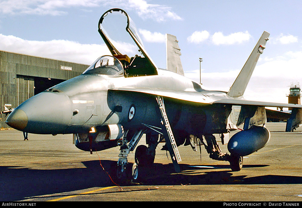 Aircraft Photo of A21-3 | McDonnell Douglas F/A-18A Hornet | Australia - Air Force | AirHistory.net #51537