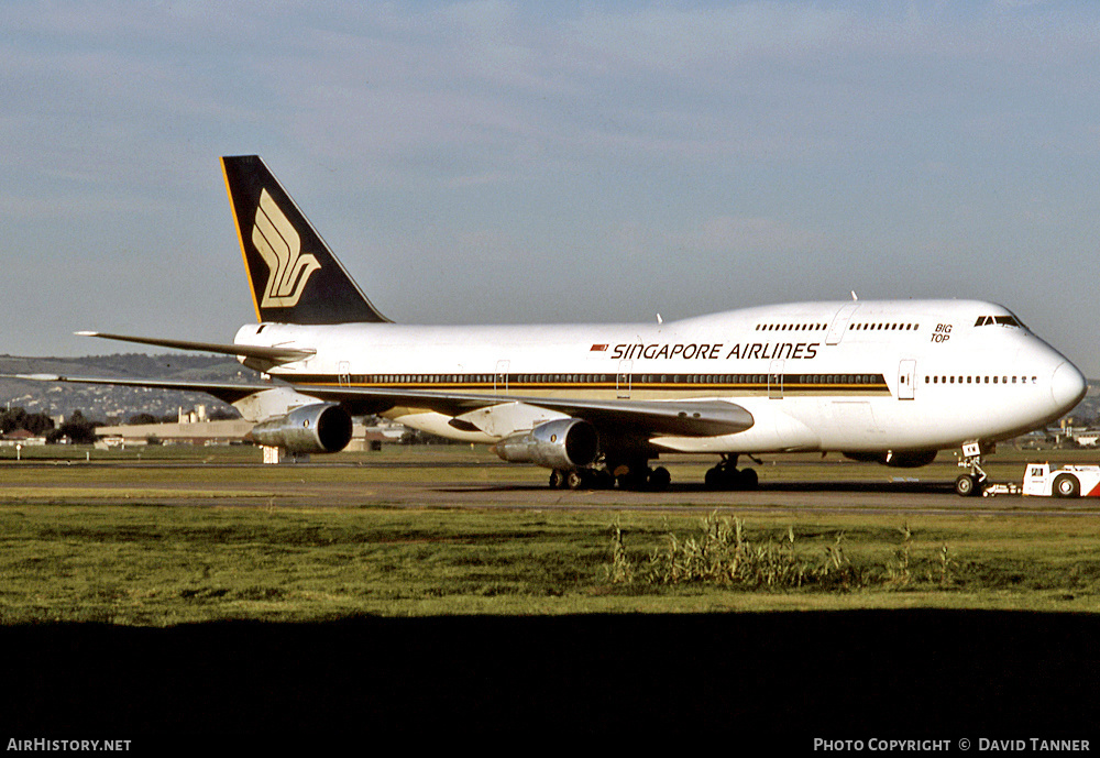 Aircraft Photo of 9V-SKM | Boeing 747-312M | Singapore Airlines | AirHistory.net #51851